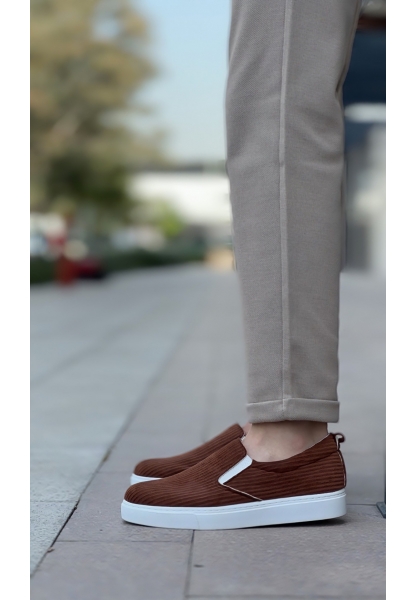 AHN0339 Bağcıksız Kadife Kahverengi Beyaz Taban Günlük Erkek Ayakkabı