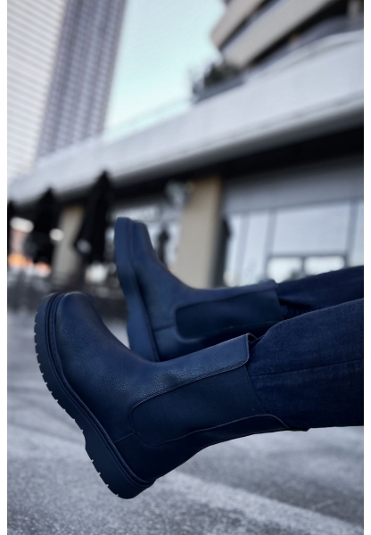 MN223 - CST Alaska Erkek Bot SIYAH