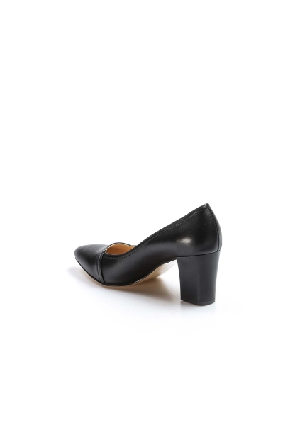 Ayakkabıhane İçi Dışı Hakiki Deri Siyah Kadın Kalın Klasik Topuklu Ayakkabı AH07064261795
