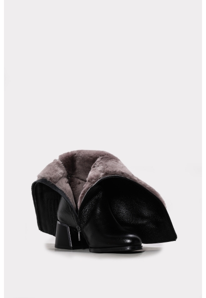 Ayakkabıhane Hakiki Deri Kürklü Siyah Floter Kadın Dolgu Topuk Çizme AH07064KZA267