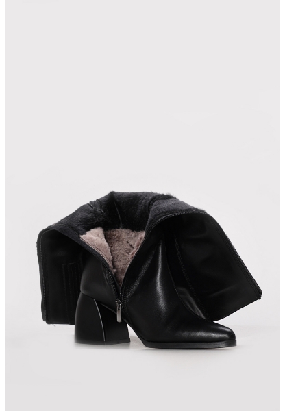 Ayakkabıhane İçi Yarım Kürklü Dışı Hakiki Deri Siyah Kadın Topuklu Çizme AH0806425261956