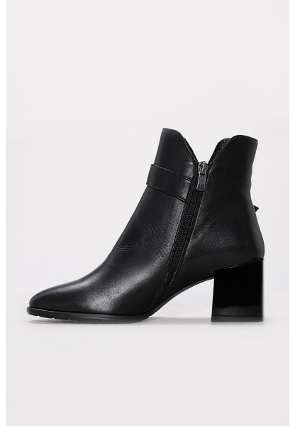 Ayakkabıhane Kaliteli Hakiki Deri Siyah Şık Kadın Topuklu Bot AH0826419261774