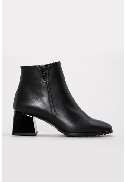 Ayakkabıhane Kaliteli Hakiki Deri Siyah Kadın Kalın Topuklu Bot AH0826419261959