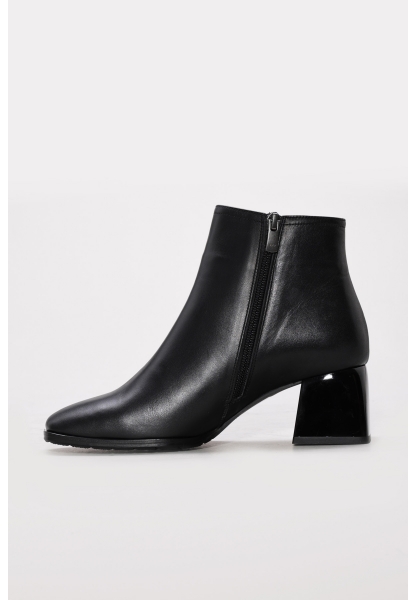 Ayakkabıhane Kaliteli Hakiki Deri Siyah Kadın Kalın Topuklu Bot AH0826419261959