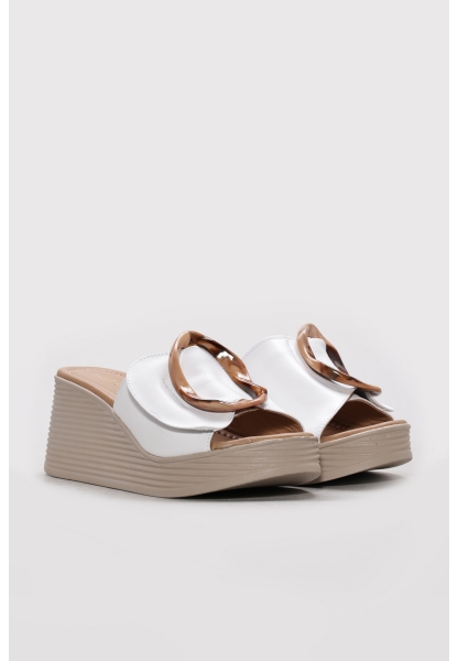 Ayakkabıhane İçi Dışı Hakiki Deri Beyaz Kadın Dolgu Topuklu Terlik AH0827526120394232