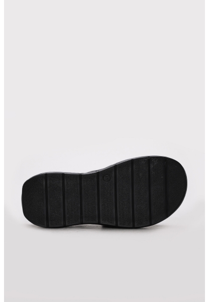 Ayakkabıhane İçi Dışı Hakiki Deri Siyah Delikli Kadın Terlik AH08710261875