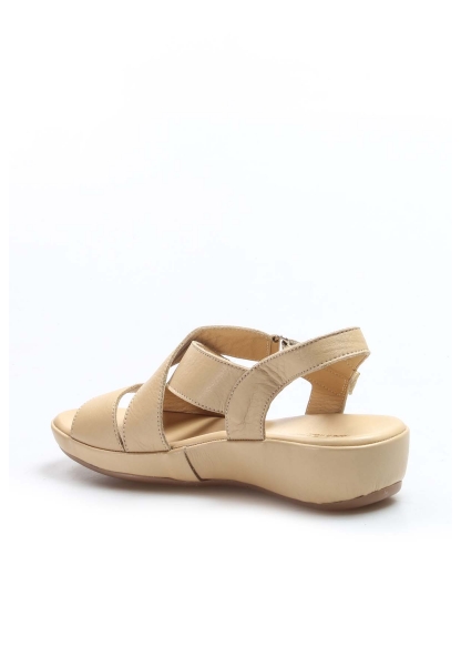 Ayakkabıhane İçi Dışı Hakiki Deri Çapraz Model Bej Kadın Klasik Sandalet AH078642611805