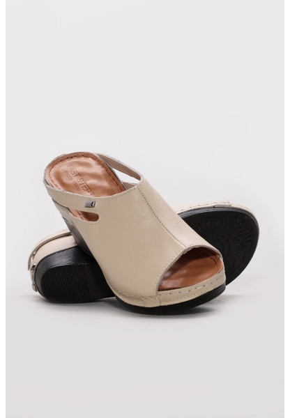 Ayakkabıhane İçi Dışı Hakiki Deri Bej Kadın Dolgu Topuklu Terlik AH089722611106